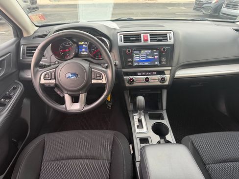 Used 2016 Subaru Outback 2.5i AWD/4WD image 7
