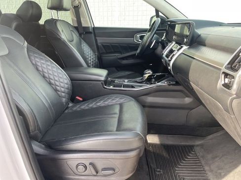 Used 2022 Kia Sorento SX image 17