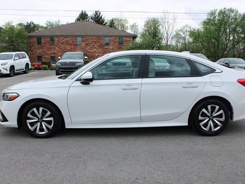 Used 2023 Honda Civic LX image 5