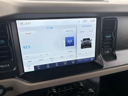 Used 2022 Ford Bronco Wildtrak image 26