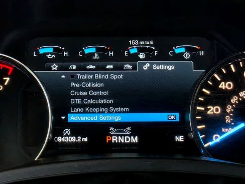 Used 2018 Ford F150 King Ranch w/ Equipment Group 601A Luxury AWD/4WD image 43