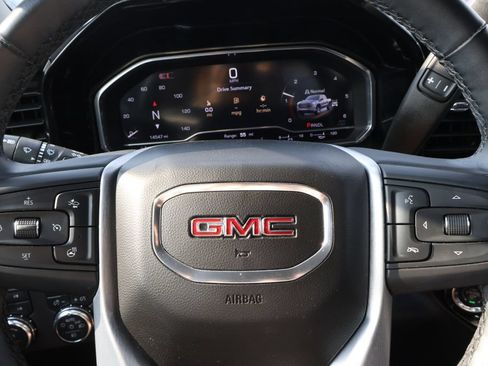 Used 2024 GMC Sierra 1500 Elevation w/ X31 Off-Road Package AWD/4WD image 16