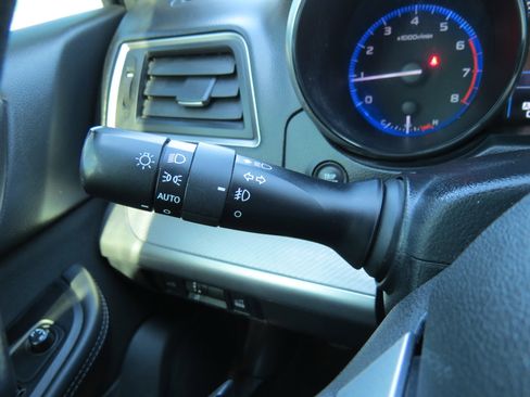 Used 2018 Subaru Outback 2.5i Premium image 14