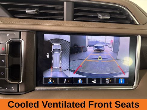 Used 2021 GMC Yukon XL Denali image 17