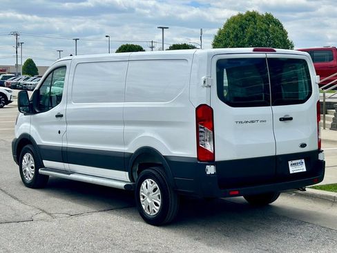 Certified 2025 Ford Transit 250 Low Roof w/ Exterior Upgrade Package RWD image 4