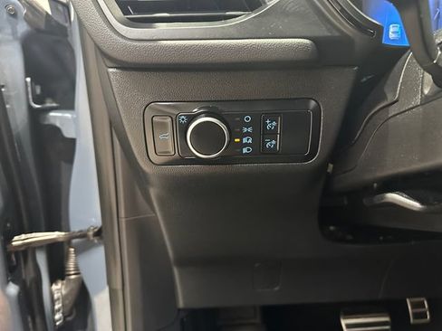 Used 2024 Ford Escape ST-Line w/ Tech Pack #1 AWD/4WD image 17
