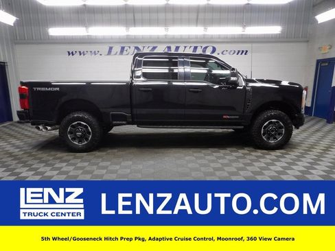 Used 2023 Ford F250 Lariat w/ Lariat Ultimate Package image 1