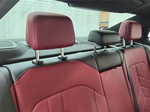 Used 2025 BMW 540i xDrive w/ Executive Package image 27