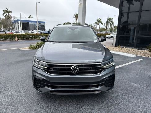 Used 2023 Volkswagen Tiguan SE R-Line FWD image 3