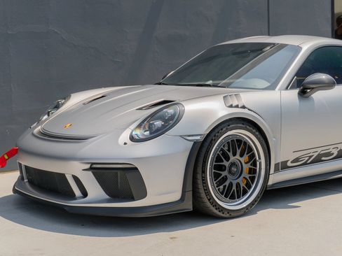 Used 2019 Porsche 911 GT3 RS RWD image 43