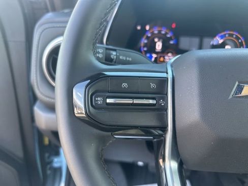 Used 2025 Chevrolet Colorado LT w/ Advanced Trailering Package AWD/4WD image 19