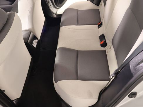 Used 2025 Toyota Corolla LE image 11