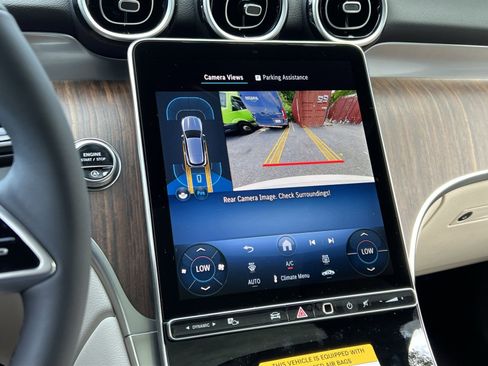 New 2026 Mercedes-Benz GLC 300 4MATIC image 17