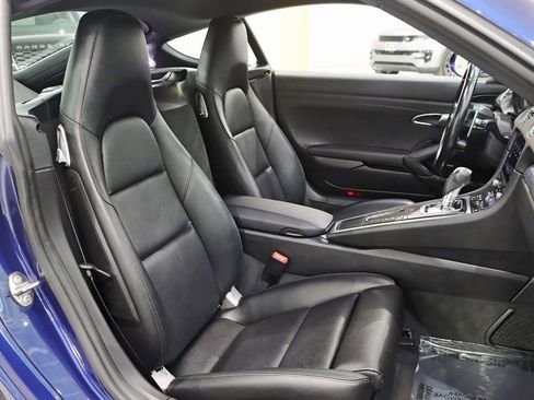 Used 2020 Porsche 718 Cayman image 27