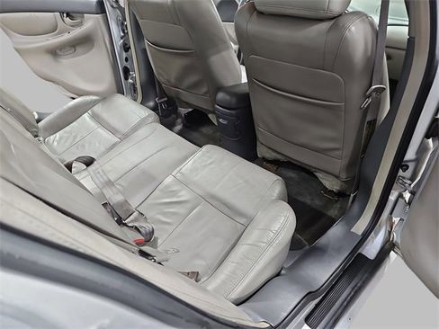 Used 2001 Oldsmobile Alero GL w/ Special Edition Pkg image 11