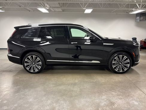 New 2026 Cadillac Vistiq Premium Luxury image 20