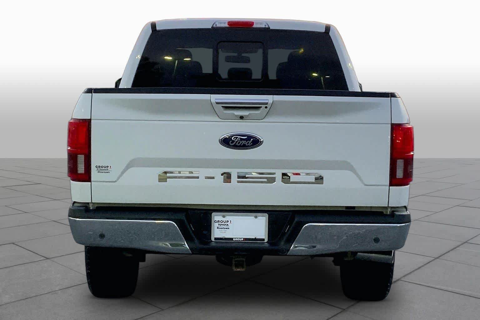 Used 2019 Ford F150 Lariat w/ Equipment Group 502A Luxury AWD/4WD image 5