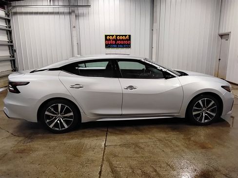 Used 2020 Nissan Maxima 3.5 SV w/ Floor Mat Group image 2