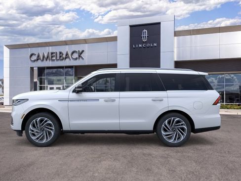 New 2026 Lincoln Navigator Reserve AWD/4WD image 28