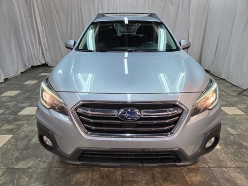 Used 2019 Subaru Outback 2.5i Premium image 3
