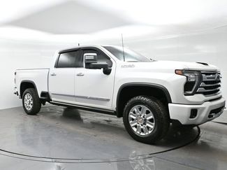 Used 2024 Chevrolet Silverado 2500 High Country w/ High Country Premium Package video 1