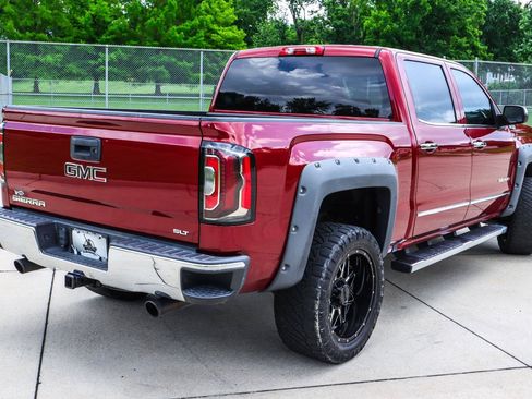 Used 2018 GMC Sierra 1500 SLT w/ SLT Premium Package AWD/4WD image 17