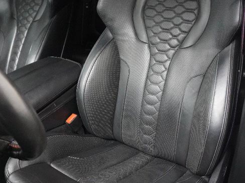 Used 2021 BMW X5 M w/ Competition Package AWD/4WD image 4