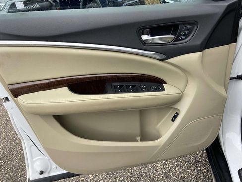 Used 2020 Acura MDX FWD image 13