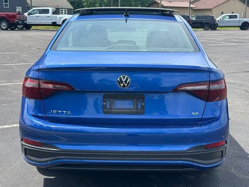Used 2022 Volkswagen Jetta SE FWD image 7