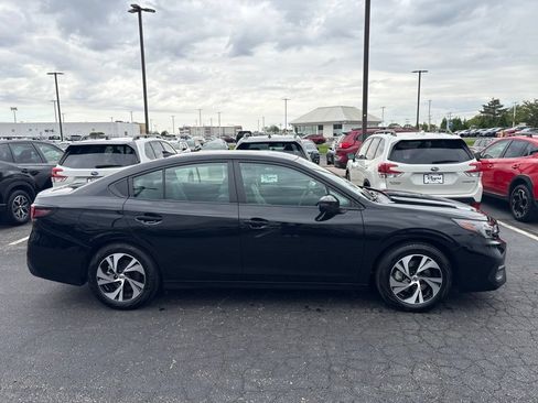 Certified 2025 Subaru Legacy Premium AWD/4WD image 2