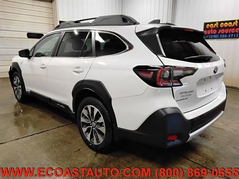 Used 2025 Subaru Outback Limited image 6