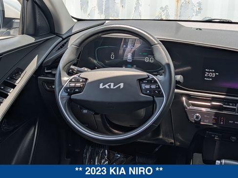 Used 2023 Kia Niro EX FWD image 16