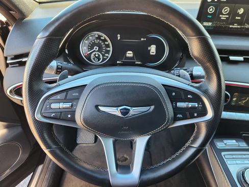 Used 2024 Genesis GV70 3.5T Sport AWD/4WD image 9
