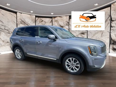 Used 2020 Kia Telluride LX AWD/4WD image 4