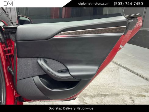 Used 2022 Tesla Model S Standard Range image 28