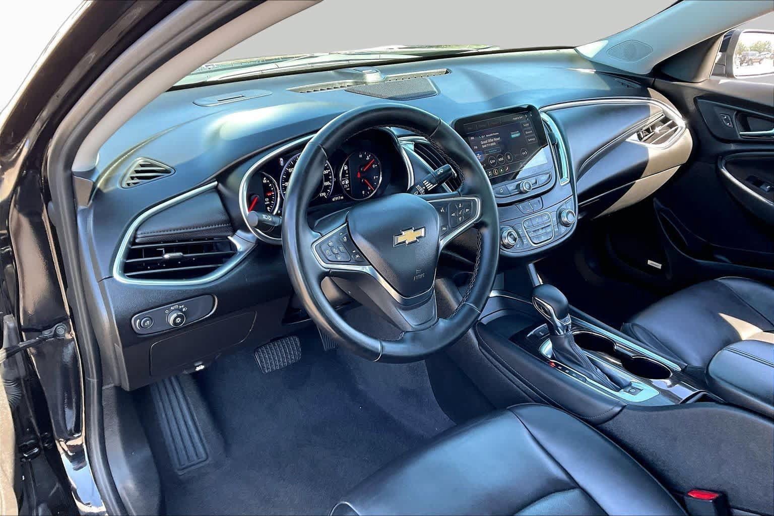 Used 2024 Chevrolet Malibu LT FWD image 17