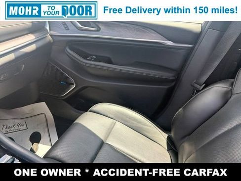 Used 2023 Jeep Grand Cherokee Overland w/ Advanced Protech Group III AWD/4WD image 28