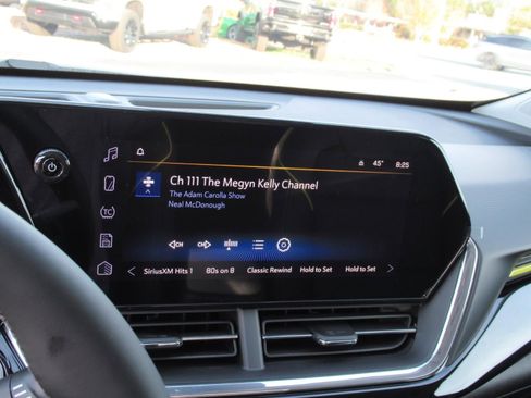 New 2026 Chevrolet Trax ACTIV w/ Sunroof Package image 23