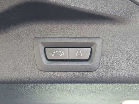 Used 2026 BMW X5 xDrive40i w/ Climate Comfort Package image 13