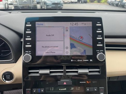 Used 2019 Toyota Avalon Limited w/ Advanced Safety Package FWD image 9