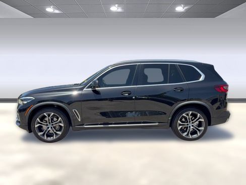 Used 2022 BMW X5 sDrive40i w/ Luxury Seating Package RWD image 2