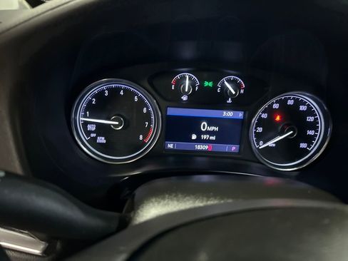 Used 2023 Buick Enclave Essence w/ Sport Touring Edition image 20