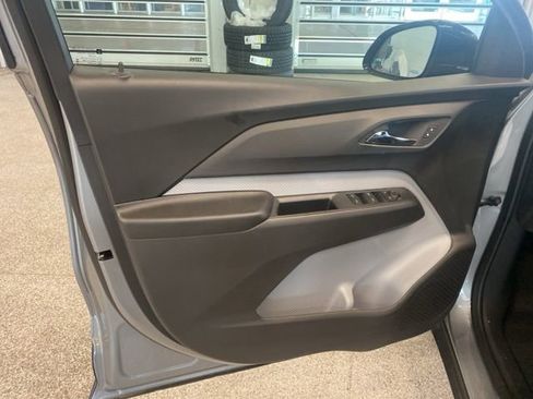 New 2027 Chevrolet Bolt LT FWD image 21