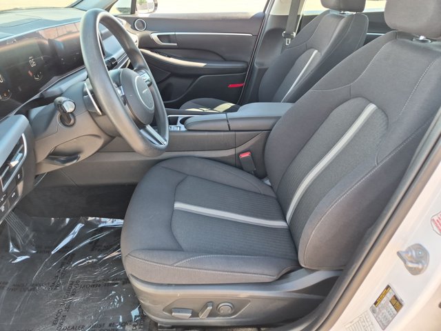 Used 2025 Hyundai Sonata SEL FWD image 21