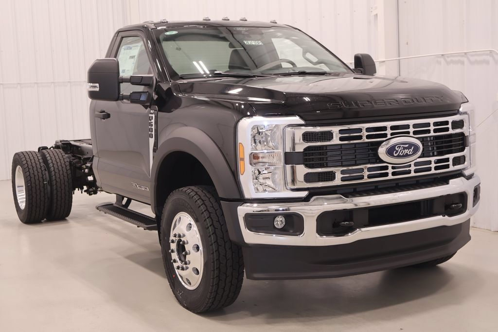 New 2026 Ford F600 4x4 Regular Cab Super Duty w/ XLT Value Package image 2