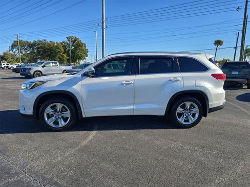 Used 2018 Toyota Highlander Limited image 6