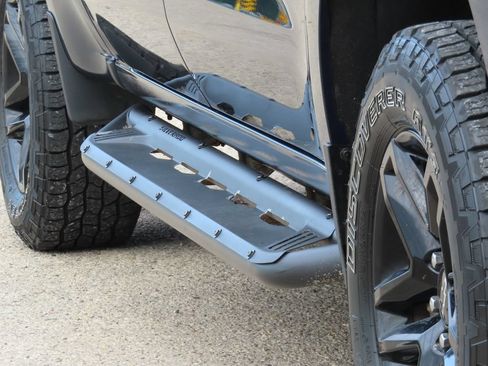 Certified 2020 Chevrolet Silverado 1500 Custom Trail Boss w/ Custom Convenience Package AWD/4WD image 10
