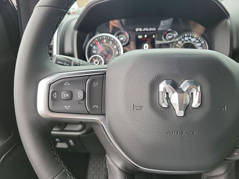 Used 2025 RAM 1500 Big Horn AWD/4WD image 19