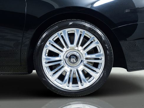 Used 2022 Rolls-Royce Ghost image 19