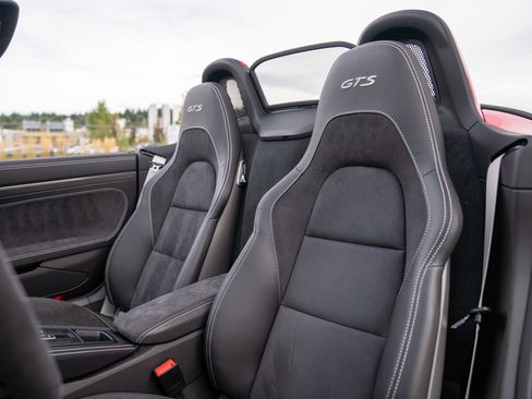 Certified 2021 Porsche 718 Boxster GTS RWD image 4